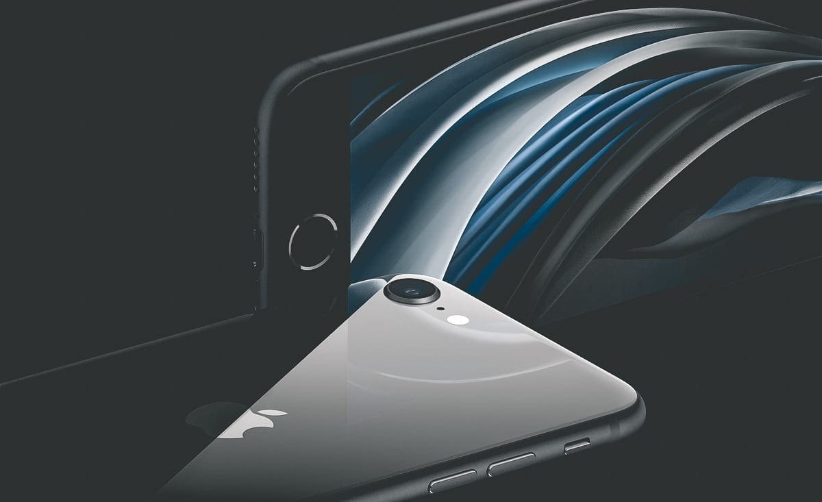 iPhone SE, Apple onthult iPhone SE: een goedekope high-end telefoon