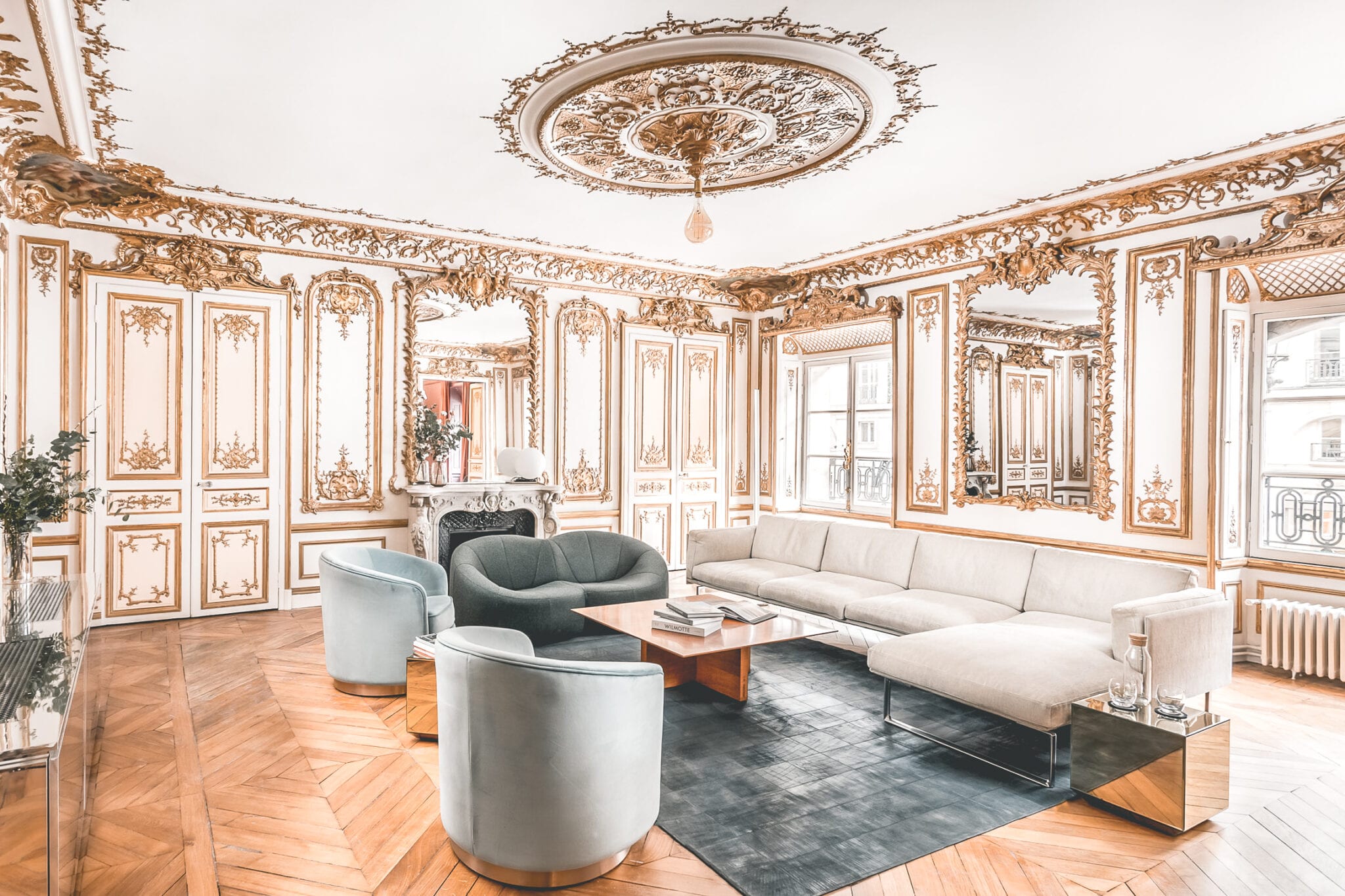 Champs-Élysées, Airbnb Finds: Koninklijk verblijf aan de Champs-Elysees