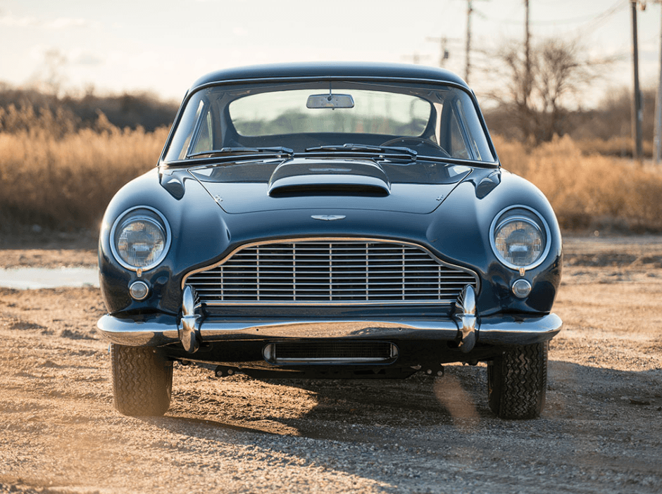 Aston Martin3