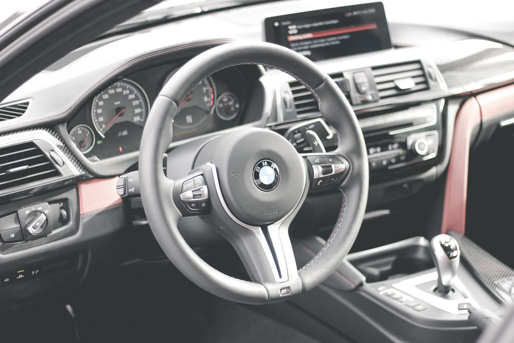 BMW M4 Coupé, 6 redenen waarom iedereen een BMW M4 Coupe zou moeten hebben
