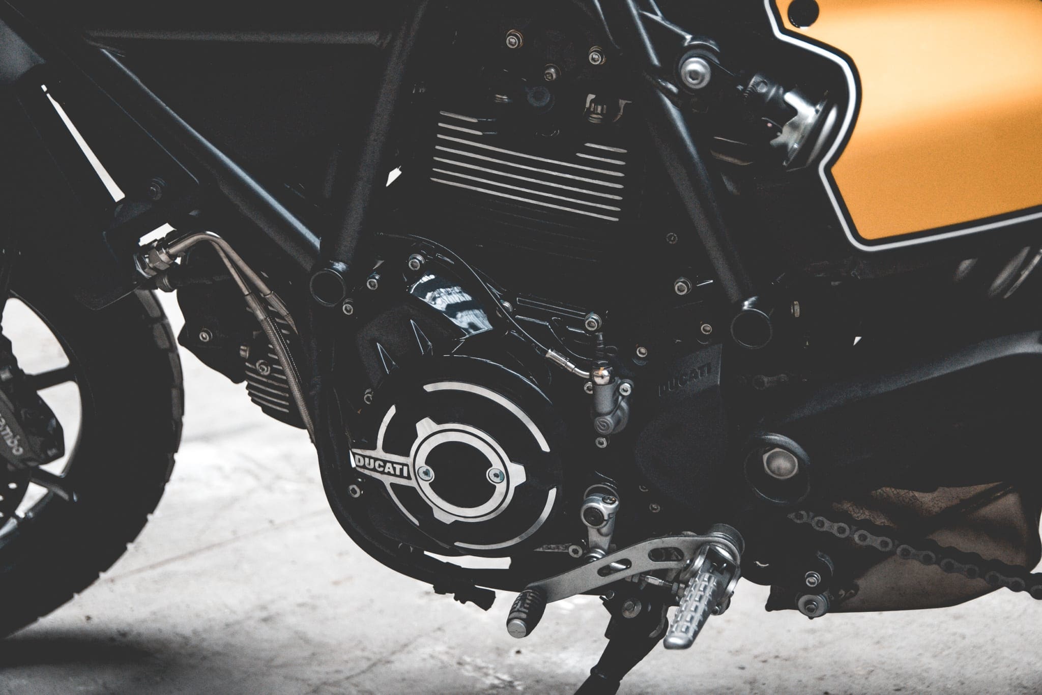 Scrambler Full Throttle, Ducati&#8217;s Scrambler Full Throttle is Black and Yellow on point