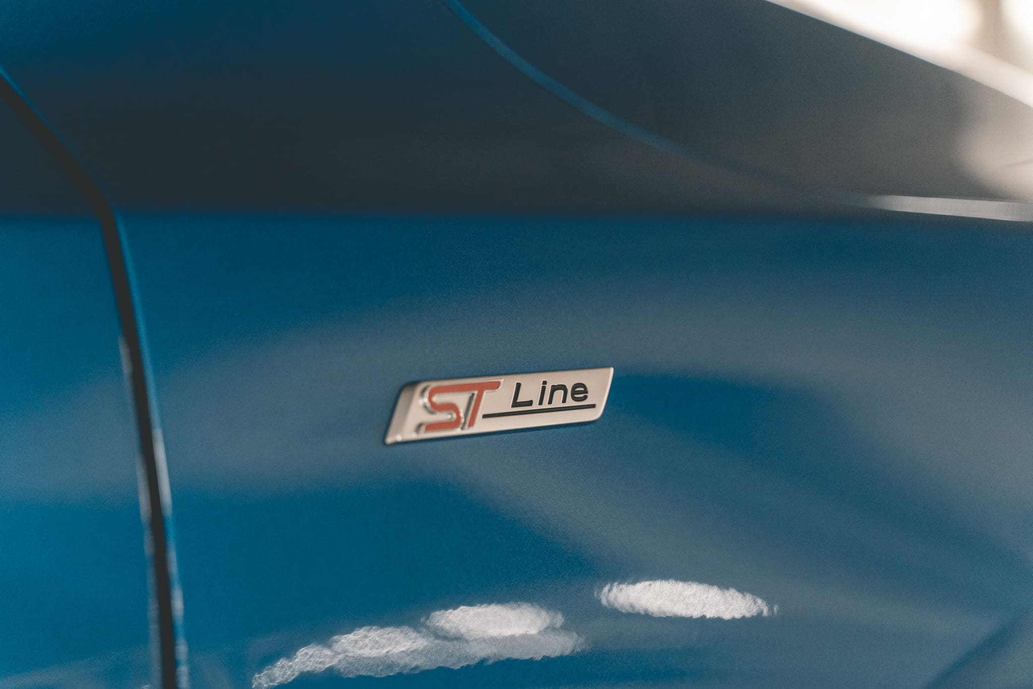 Ford Focus ST-Line X badge