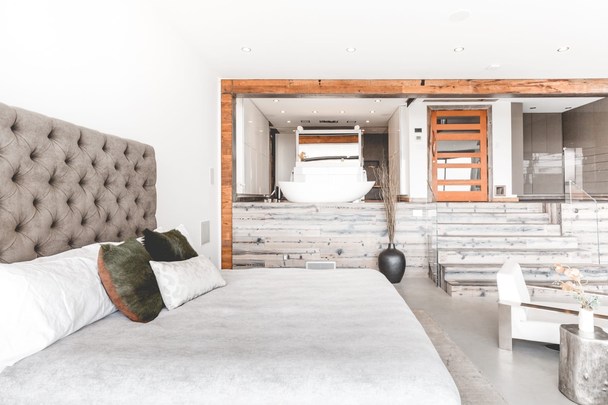 mega villa, Airbnb Finds: voor €150 per nacht slaap je in de Hollywood Hills