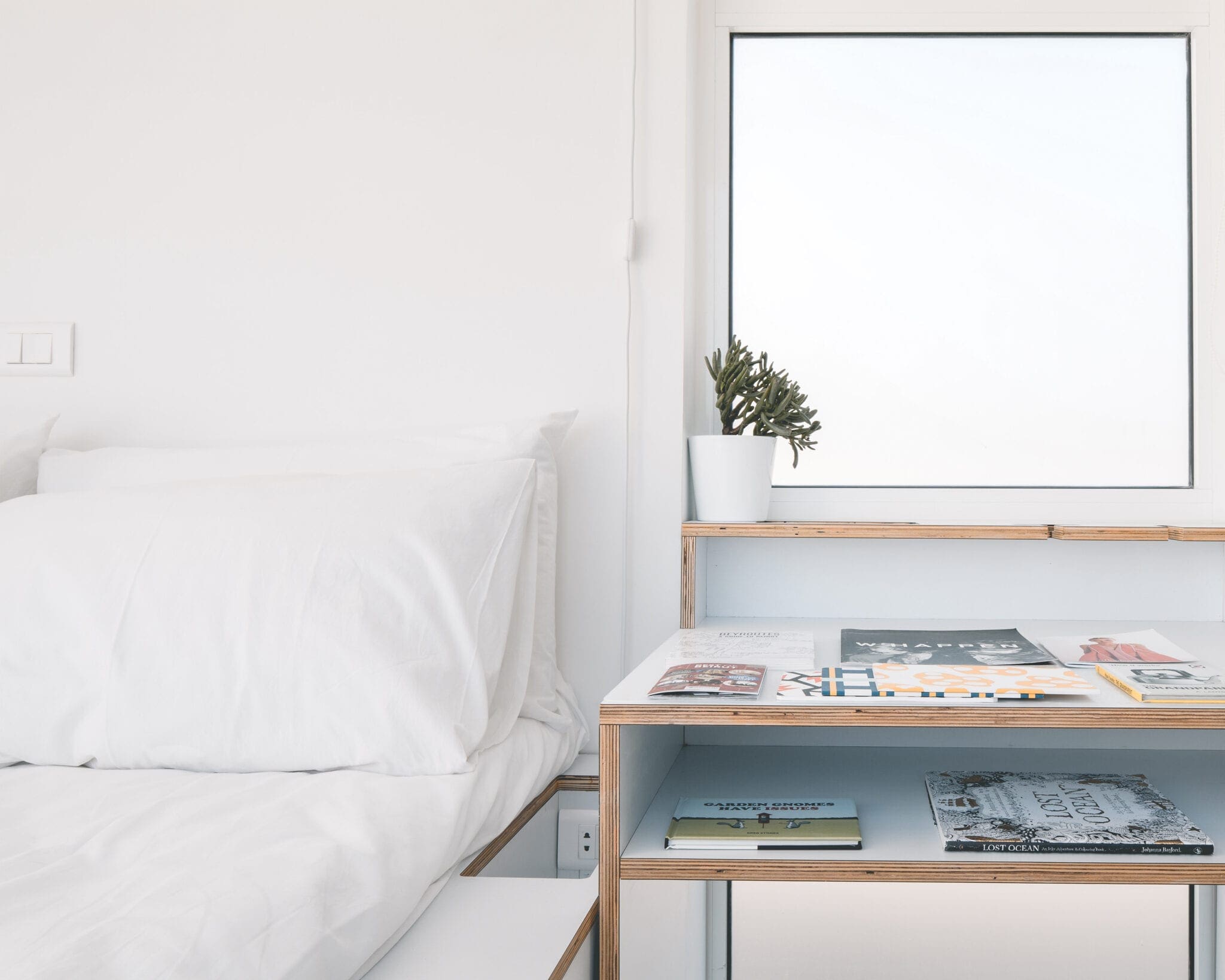 klein appartement, Dit minimalistische appartement van 16m2 heeft alles wat je nodig hebt