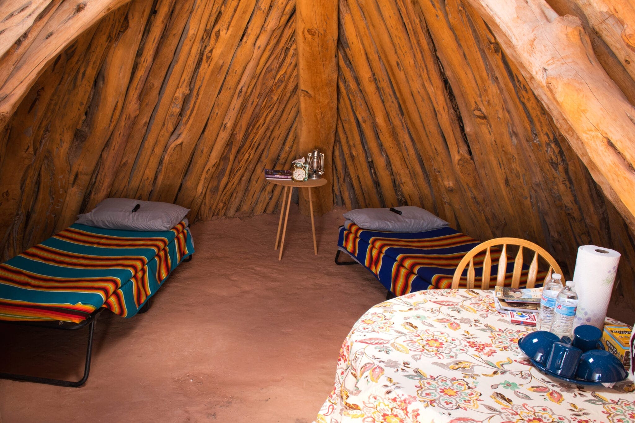 traditionele inheemse hut, Airbnb Finds: volledig offline in deze steenhut naast de Grand Canyon