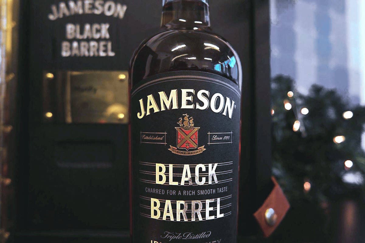 jameson-black-barrel-manify2