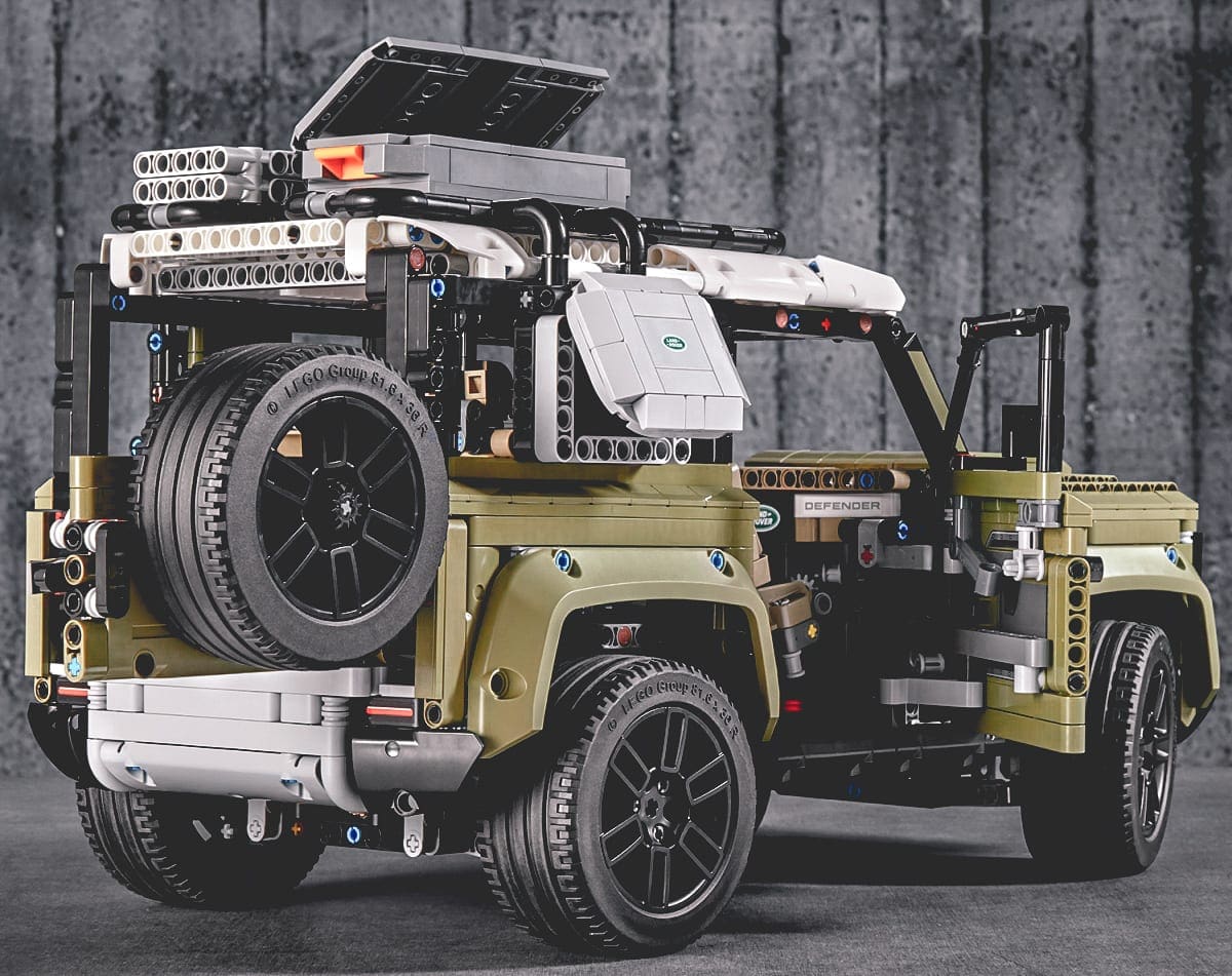 LEGO Land Rover Defender, LEGO strikes again: bouw je eigen Land Rover Defender