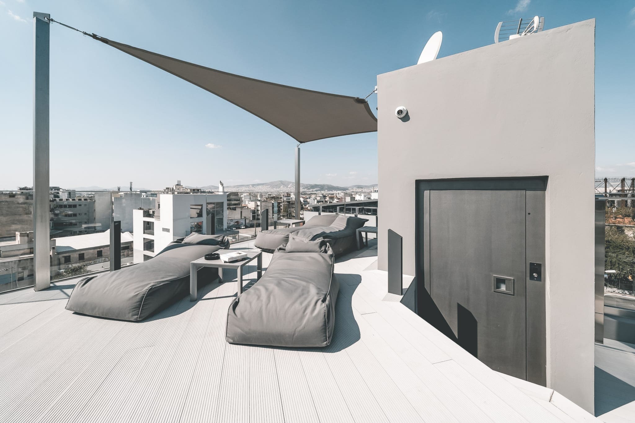 Airbnb met zwembad, Airbnb Finds: slapen in Athene met rooftop pool