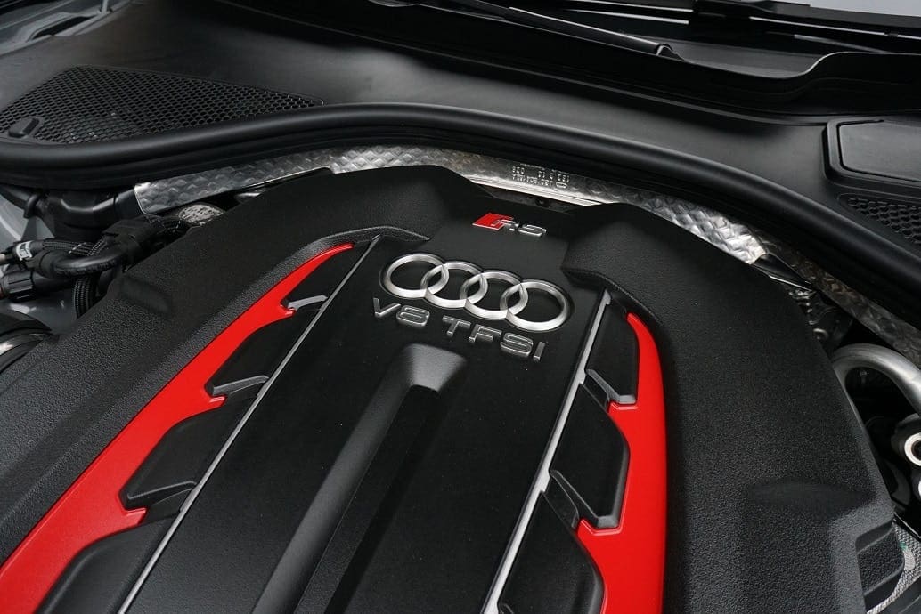 Audi RS6-R engine