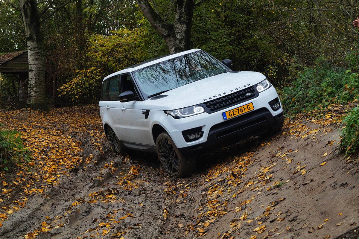 manify-rang-rover-sport-offroad4