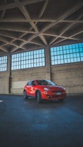 Fiat 600E in parkeergarage