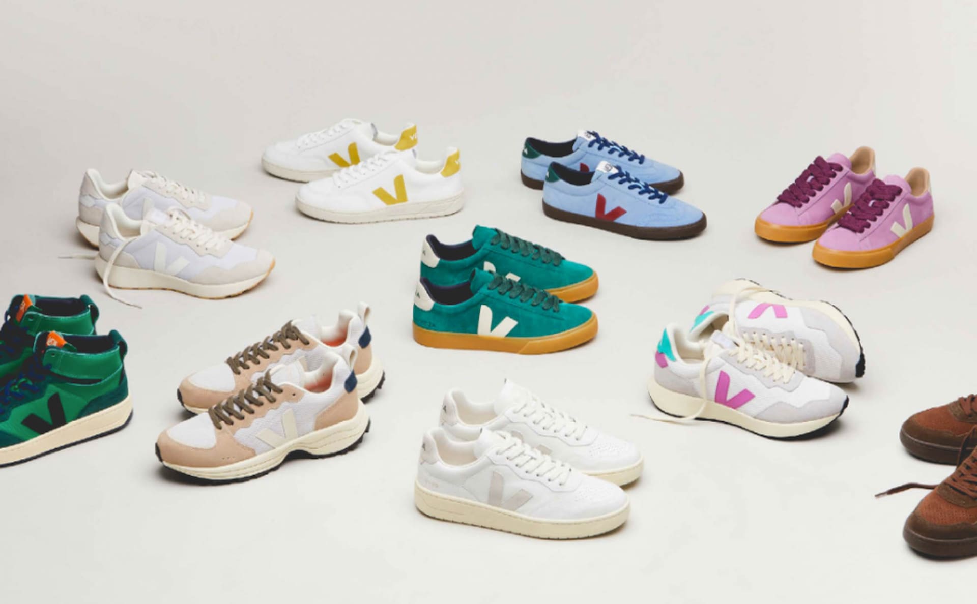 VEJA, <strong>Iconische VEJA-modellen</strong> krijgen kleurrijke update in AW24-collectie