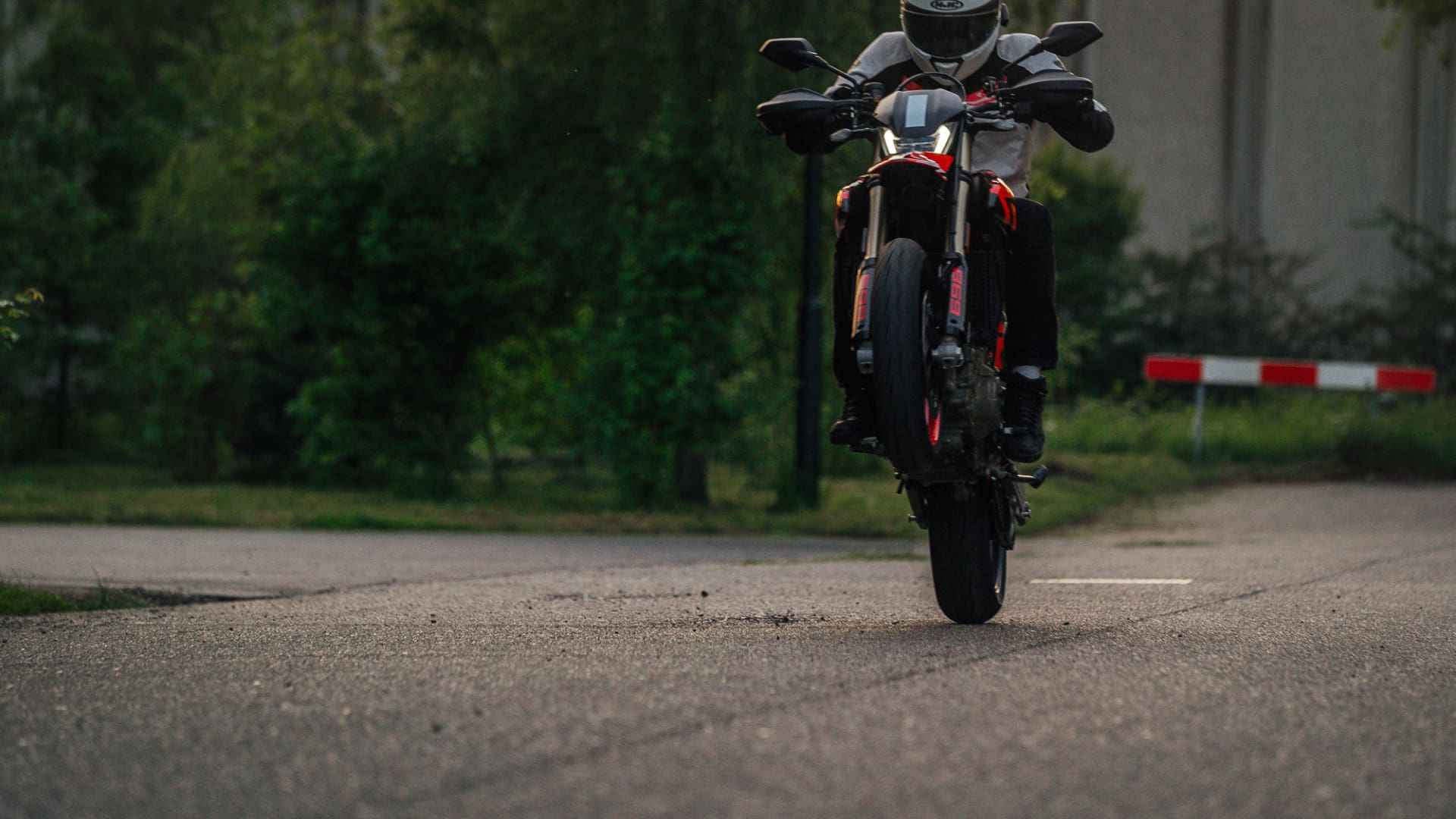 , Een monocilinder-meesterwerk: <strong>de Ducati Hypermotard 698 Mono RVE</strong>