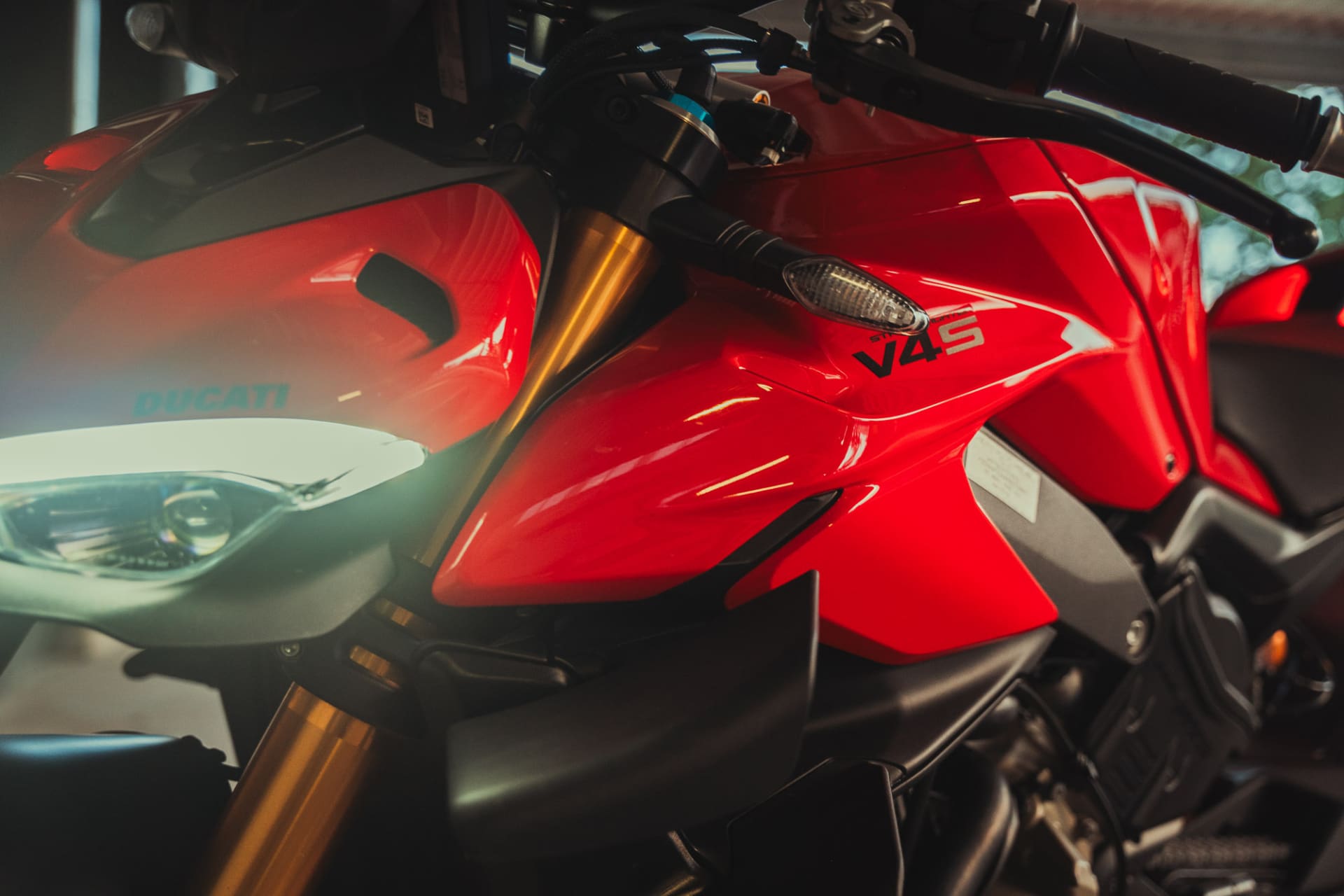 , Italiaanse asfaltgladiator: <strong>Ducati Streetfighter V4S</strong>