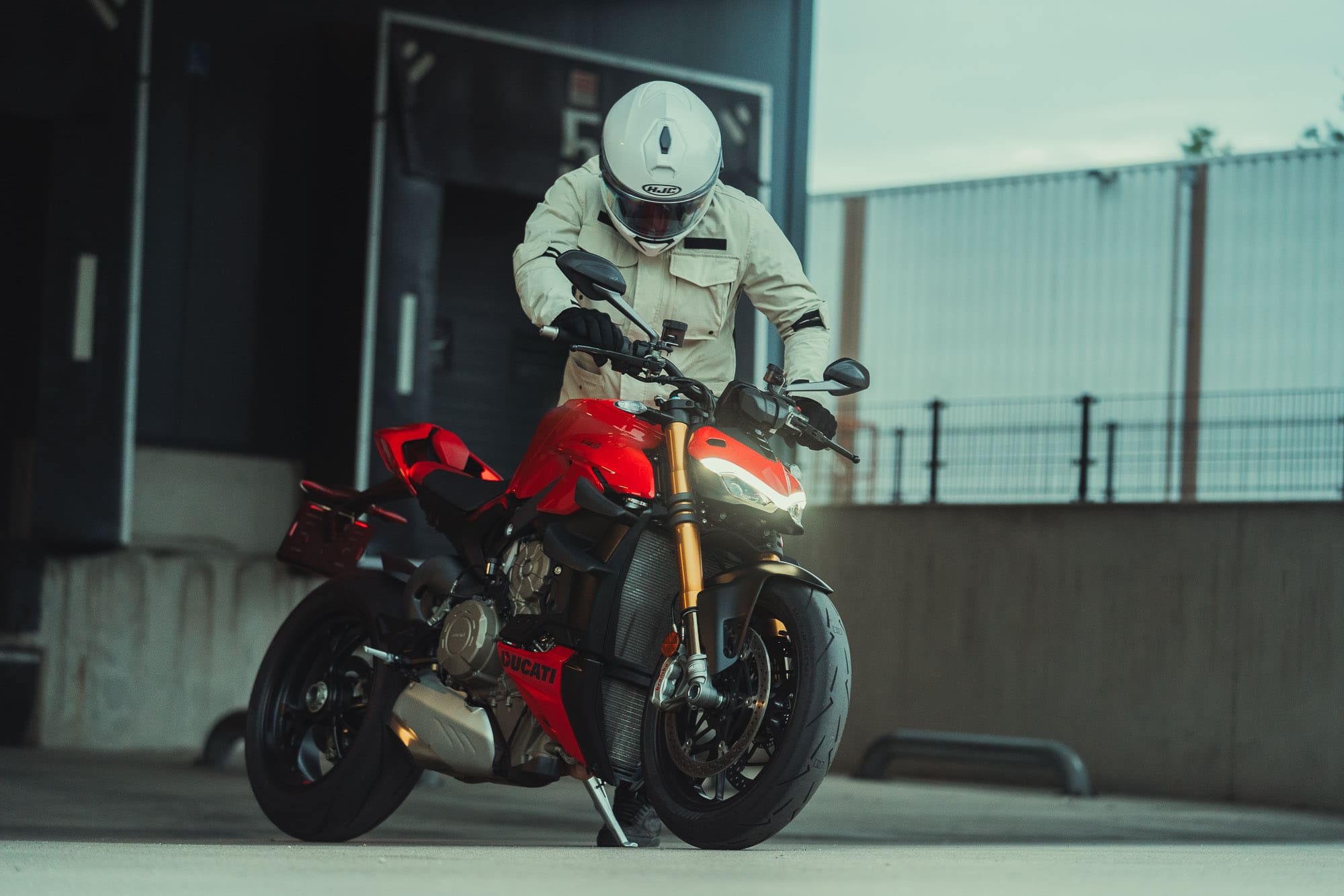 Italiaanse asfaltgladiator: Ducati Streetfighter V4S